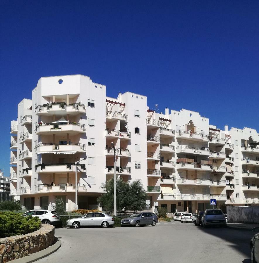 Apartamento Praia Sis Armação de Pêra Eksteriør billede